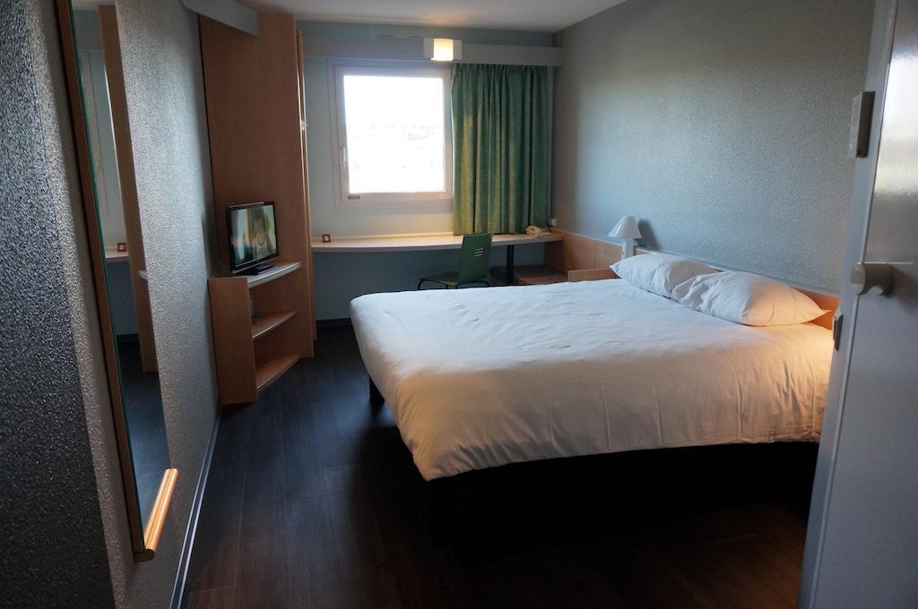 Ibis Auch Hotel ห้อง รูปภาพ