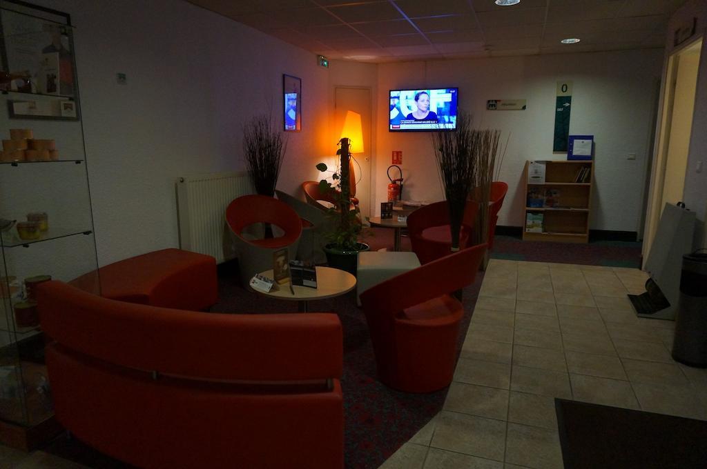 Ibis Auch Hotel ภายนอก รูปภาพ