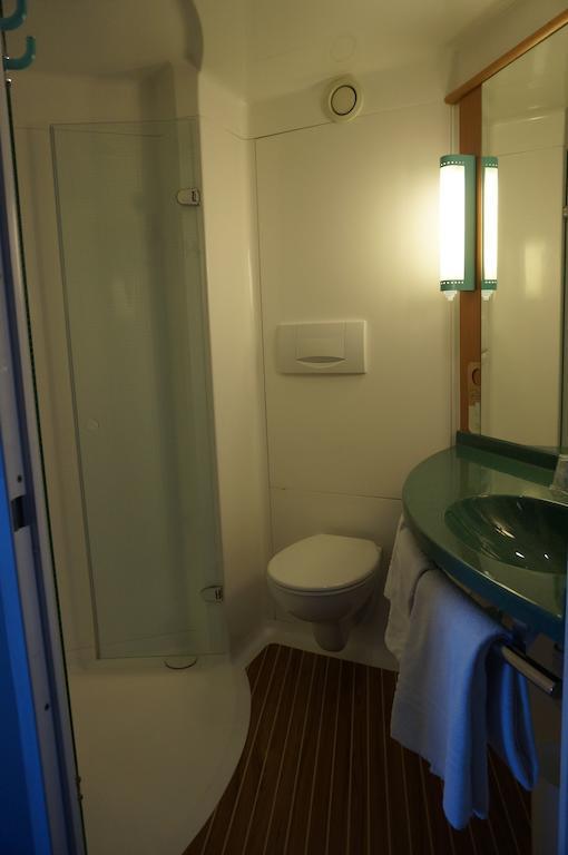 Ibis Auch Hotel ห้อง รูปภาพ